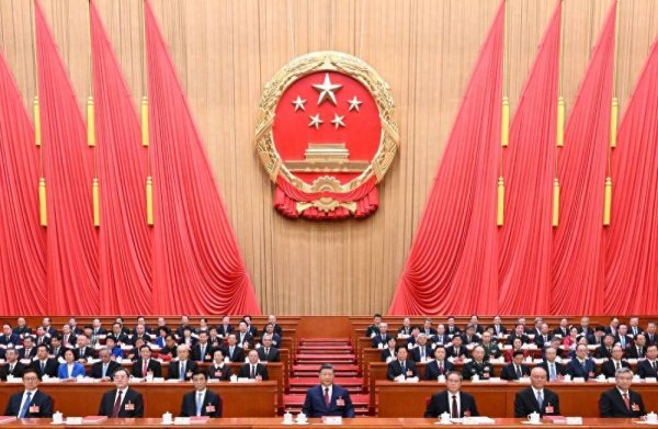 总书记的两会时间丨记者手记：从春天出发，向更高峰攀登